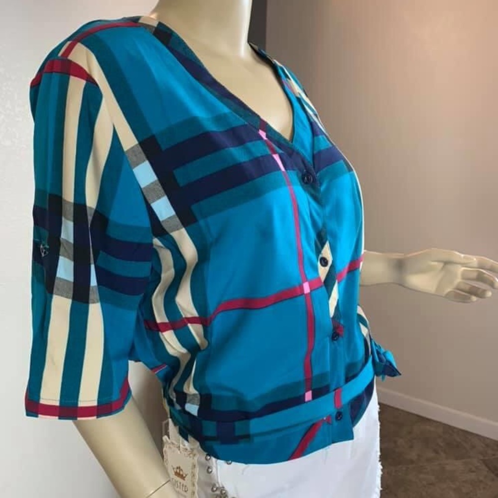 Blue Button blouse - Picture 5 of 15